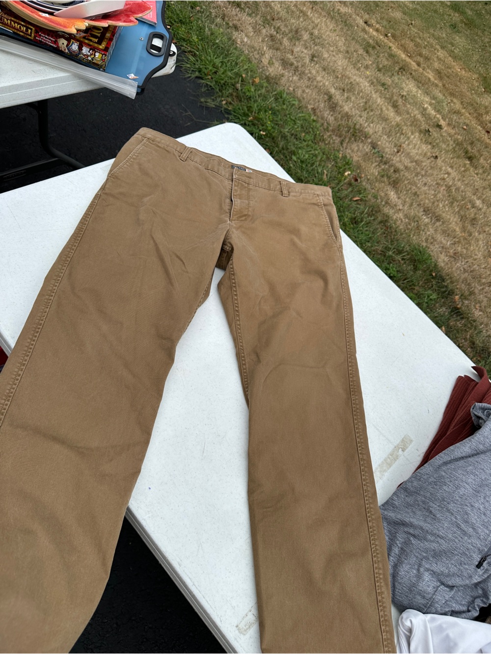 Dockers Men's Straight-Leg Chinos in Brown-Tan